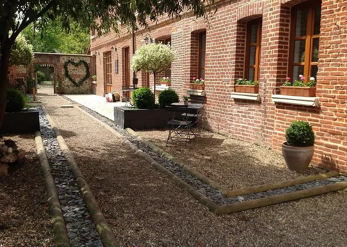 Bed & Breakfast Le Fond De La Cour Honfleur