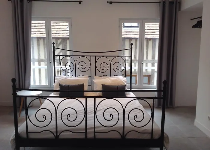 Bed & Breakfast Le Fond De La Cour 3*