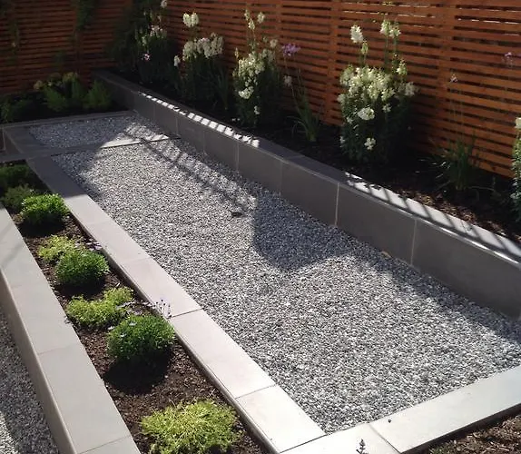 Le Fond De La Cour Bed & Breakfast Honfleur