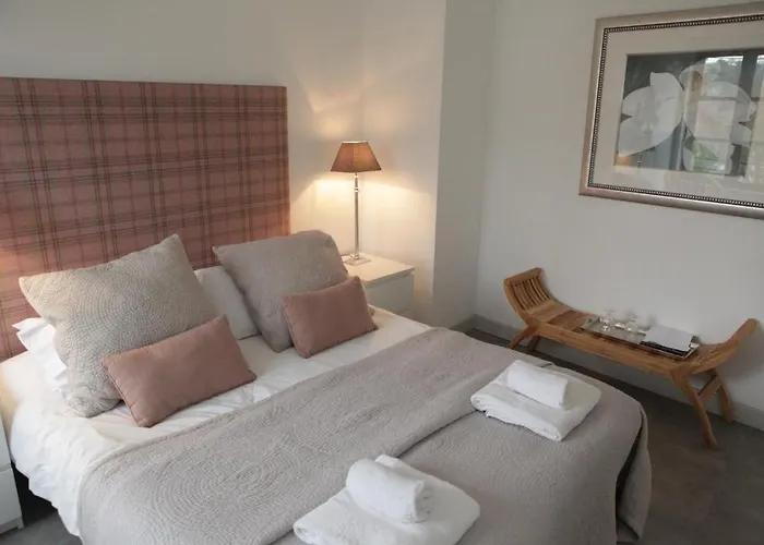 Le Fond De La Cour Bed & Breakfast Honfleur